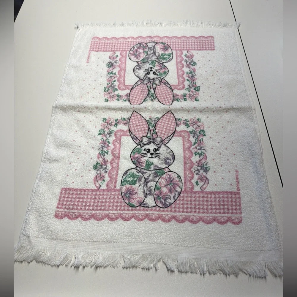 NWOT VTG Cannon Kitchen Towel 1980s-1990s Made‎ USA Bunny Flowers Country Cotton